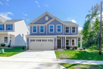 320 Mason Oaks Dr in Youngsville, NC - Building Photo - Building Photo