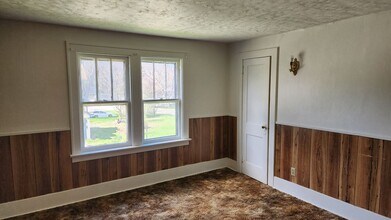 128 Russell Blvd, Unit Apartment 3 in Bradford, PA - Building Photo - Building Photo