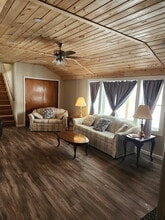 8152 Wilson Karr Rd in Hornell, NY - Foto de edificio - Building Photo