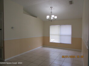 1065 Sedgewood Cir in Melbourne, FL - Building Photo - Building Photo