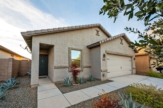 6662 S Cut Bow Dr in Tucson, AZ - Building Photo - Building Photo