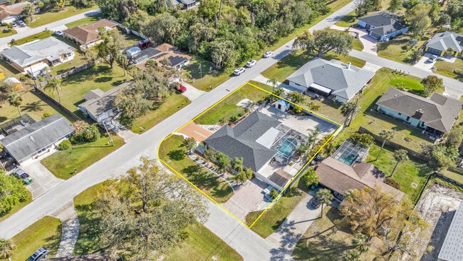 20343 Rutherford Ave in Port Charlotte, FL - Building Photo - Building Photo