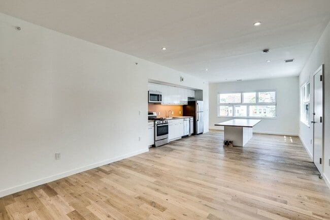 property at 1932 9th St NW