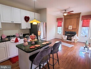 164 Tilden Way, Unit 3 in Edgewater, MD - Building Photo - Building Photo