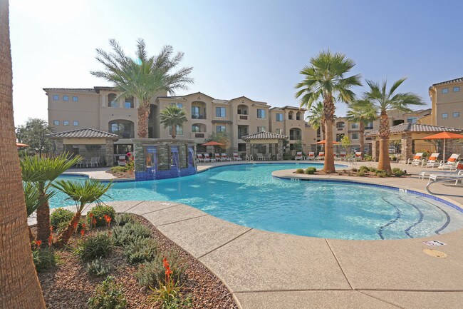 San Milan in Scottsdale, AZ - Building Photo - Building Photo