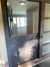 620 Barbara Way in Hillsborough, CA - Building Photo - Building Photo