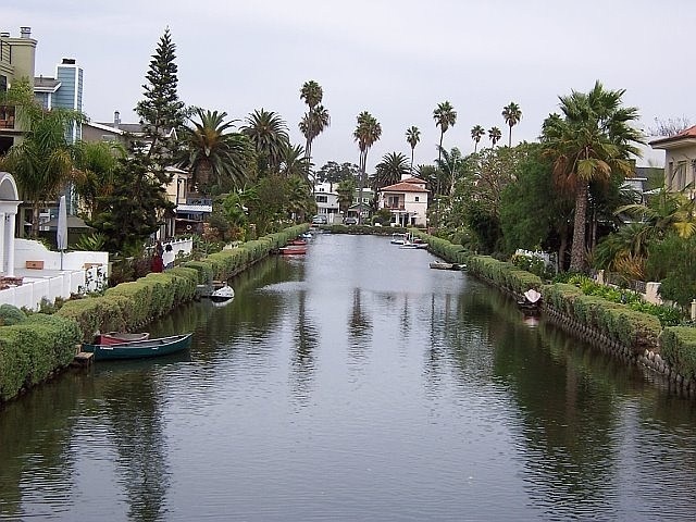 25 Jib St in Marina Del Rey, CA - Building Photo - Building Photo