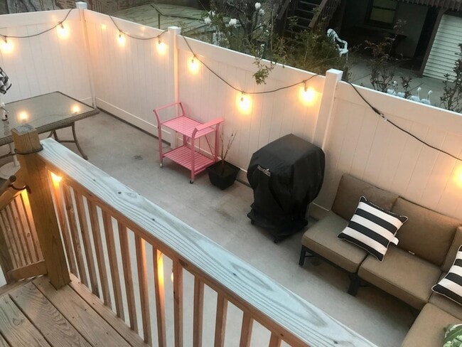 850 Newark Ave, Unit 2D in Jersey City, NJ - Foto de edificio - Building Photo