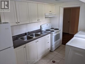 44 Marchington Cir in Toronto, ON - Building Photo - Building Photo
