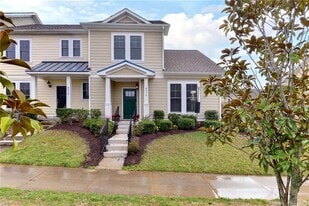 4316 Candace Ln in Williamsburg, VA - Building Photo