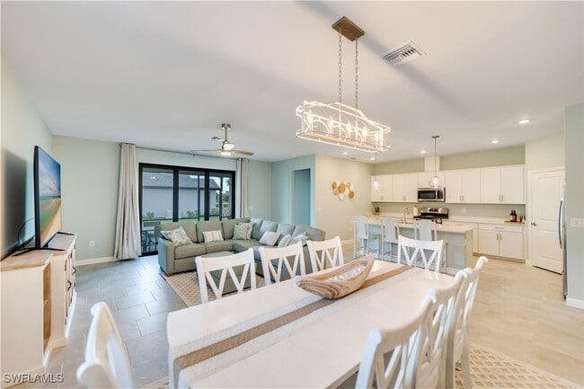 18546 Ives Dr in Estero, FL - Building Photo - Building Photo