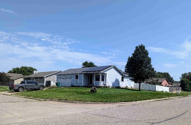 property at 4026 S Boyd Ct
