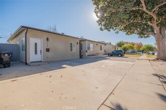 7736 Etiwanda Ave, Unit 03-03307 in Los Angeles, CA - Building Photo - Building Photo