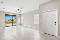 13423 Crest Lake Dr in Hudson, FL - Building Photo - Building Photo