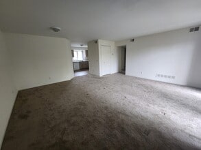 Liberty Woods in Plymouth, MI - Building Photo - Building Photo