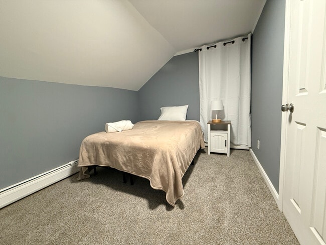 32 Christine St in Torrington, CT - Building Photo - Building Photo