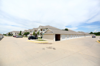 Delaware Park Condominiums in Ankeny, IA - Building Photo - Building Photo