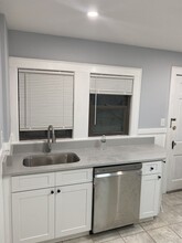 4 Weston Ave in Braintree, MA - Building Photo - Building Photo