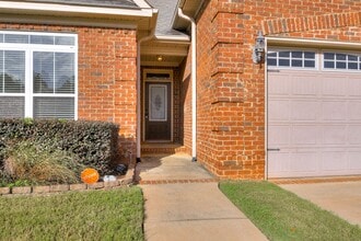 1011 Barrett Dr in Evans, GA - Building Photo - Building Photo