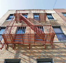 918 E 225th in Bronx, NY - Building Photo - Building Photo