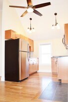 220 North Ave in Burlington, VT - Building Photo