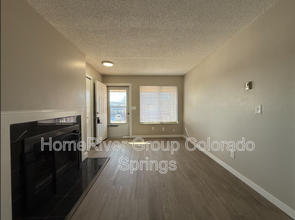 1110 Chiricahua Loop in Colorado Springs, CO - Building Photo - Building Photo