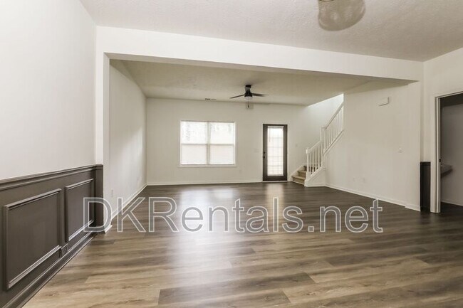 2555 Flat Shoals Rd in Atlanta, GA - Building Photo - Building Photo