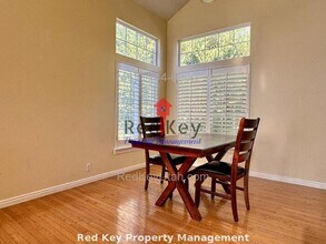 213 Lakeview Dr in Stansbury Park, UT - Building Photo - Building Photo