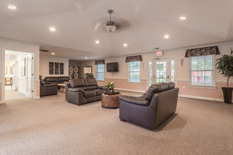 Arbor Glen Apartments in Chesapeake, VA - Foto de edificio - Interior Photo