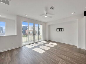 2122 Reed Dr in San Diego, CA - Building Photo - Building Photo