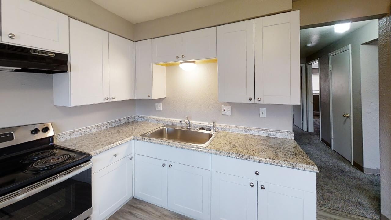 335 Ruskin Dr in Colorado Springs, CO - Building Photo