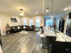 112 Gray Fox Xing in Bonaire, GA - Building Photo - Building Photo