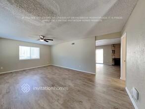 29338 Florabunda Rd in Santa Clarita, CA - Foto de edificio - Building Photo