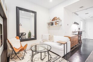 111 Fulton St in New York, NY - Building Photo