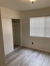 5842 Lexington Ave in Los Angeles, CA - Building Photo - Building Photo