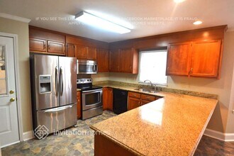 11100 Brandonwood Ln in Matthews, NC - Building Photo - Building Photo