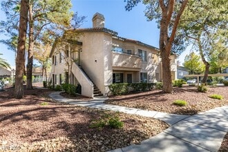 5211 Caspian Springs Dr in Las Vegas, NV - Building Photo - Building Photo