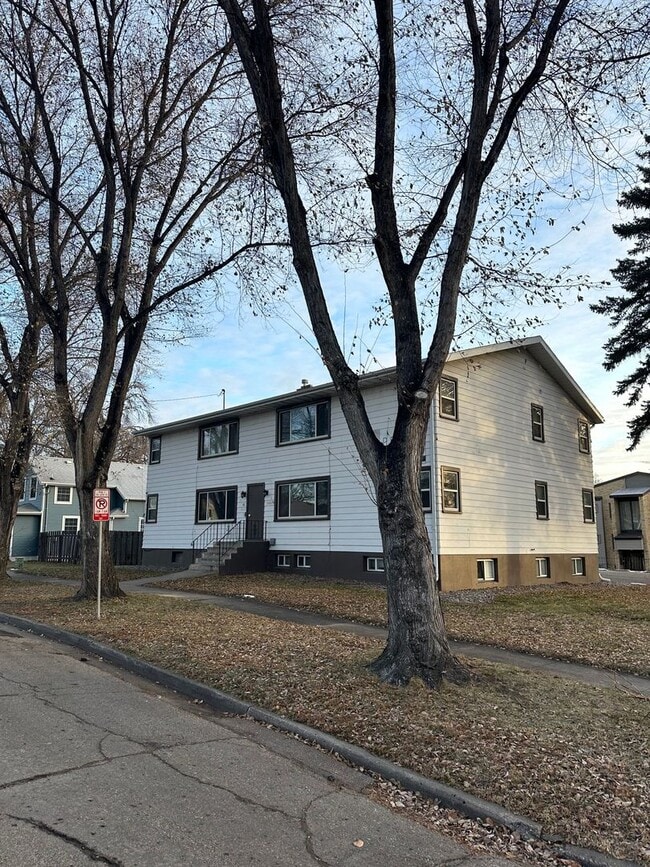 property at 1020 5th St S