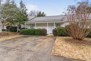 240 Jacobs Way in Jasper, GA - Building Photo