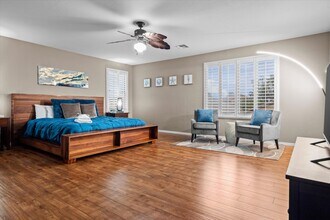 8566 W Cinnabar Ave in Peoria, AZ - Foto de edificio - Building Photo