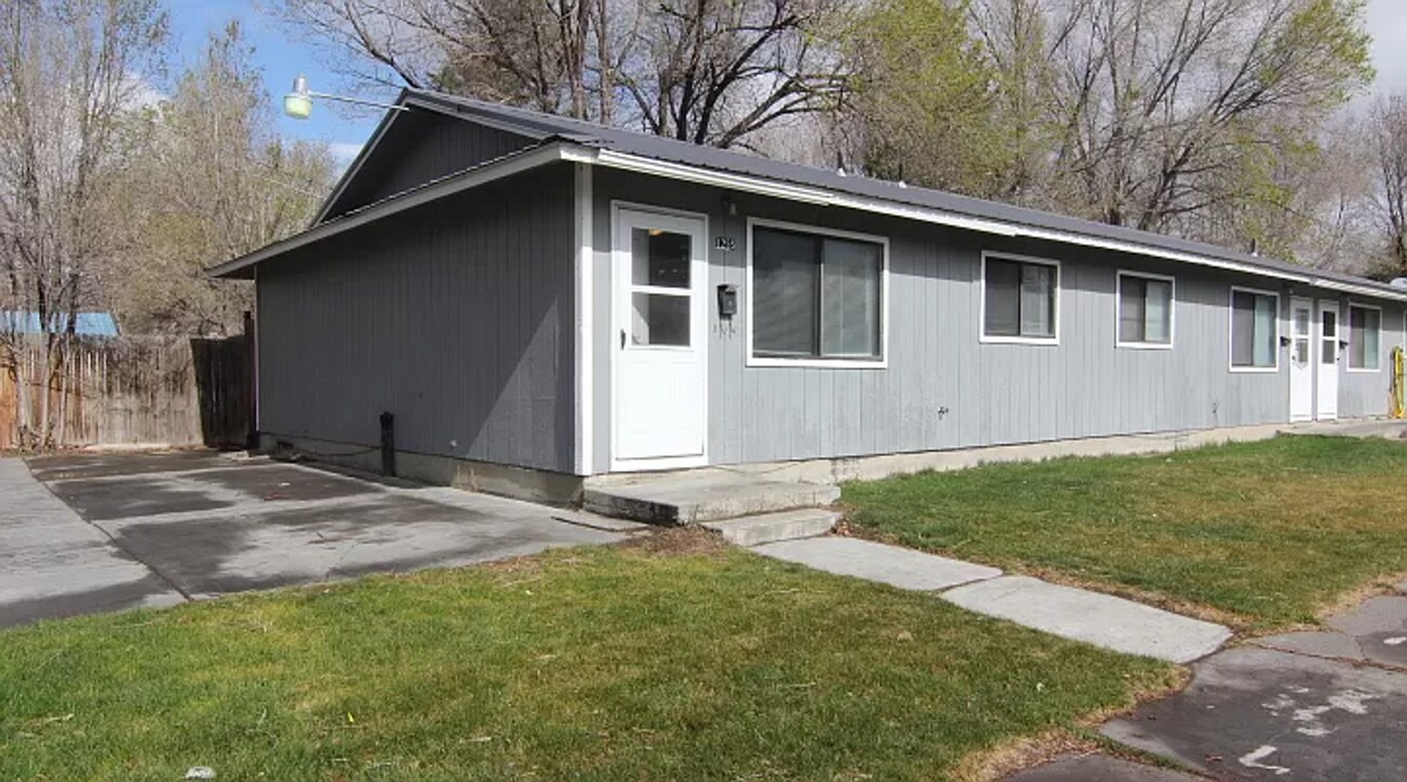 1255 Idaho Ave-Unit -1255 in Idaho Falls, ID - Building Photo