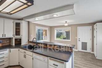 5424 N Oak St in Spokane, WA - Building Photo - Building Photo