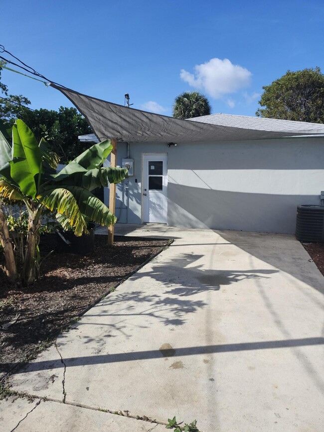 314 N H St in Lake Worth, FL - Building Photo - Building Photo