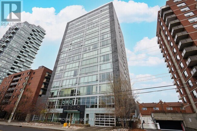 201 Parkdale Ave in Ottawa, ON - Building Photo - Building Photo