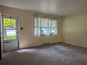 3205 Moorhead Ave in Boulder, CO - Foto de edificio - Building Photo
