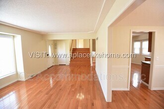 10212 Nall Ave in Overland Park, KS - Building Photo - Building Photo