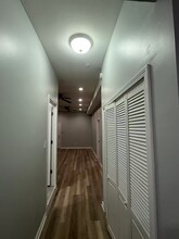3252 W Armitage Ave, Unit 2R in Chicago, IL - Foto de edificio - Building Photo
