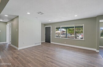 10096 Ontario Ave in El Paso, TX - Building Photo - Building Photo