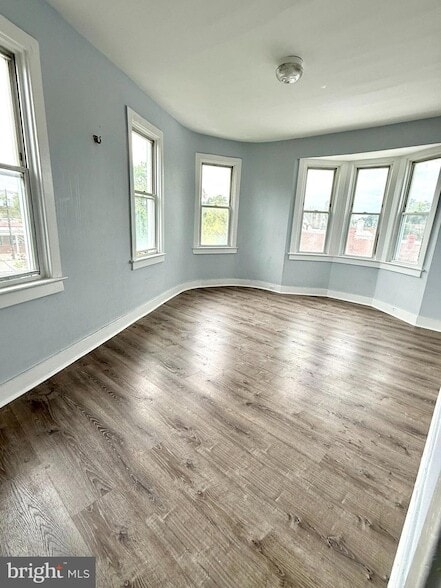 19 W Park Ave, Unit 3W in Merchantville, NJ - Foto de edificio - Building Photo