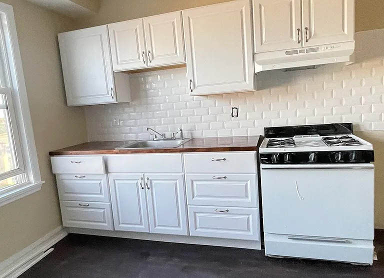 719 Drexel Ave, Unit 2nd Floor in Atlantic City, NJ - Building Photo